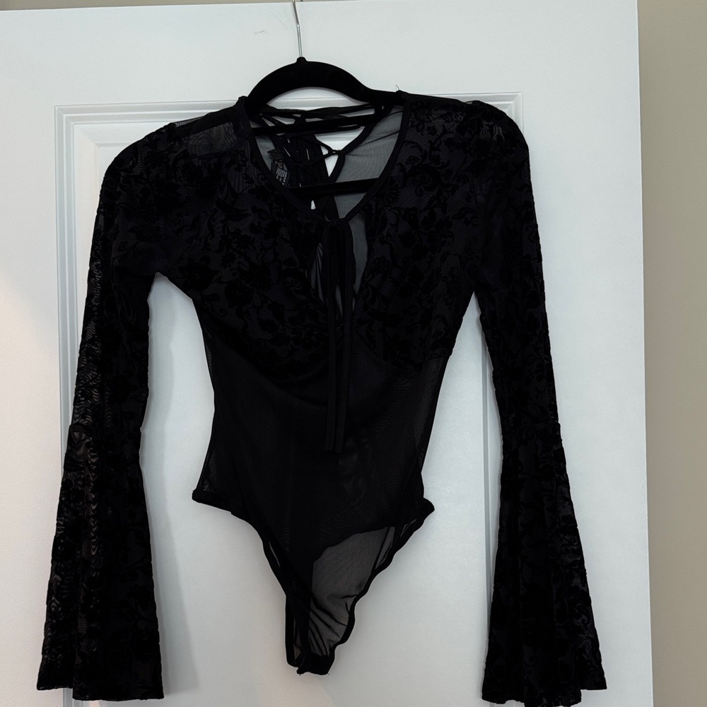 Forever 21 Black Floral Lace Bodysuit